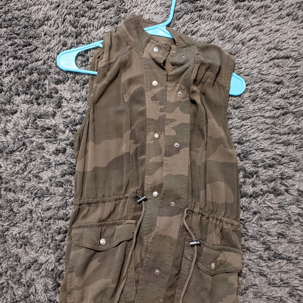 Camo vest